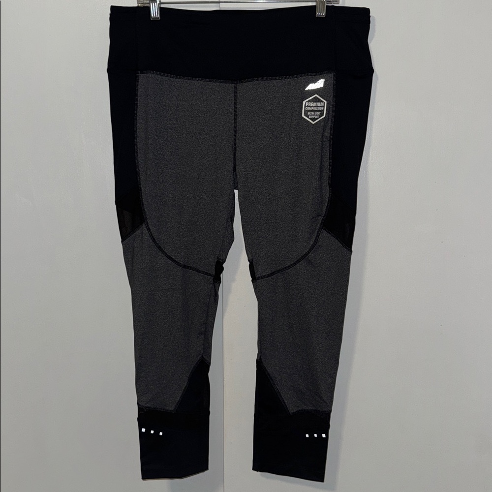 Avia Cropped Colorblock Leggings w Mesh Inset Women’s Size XL Extra Large